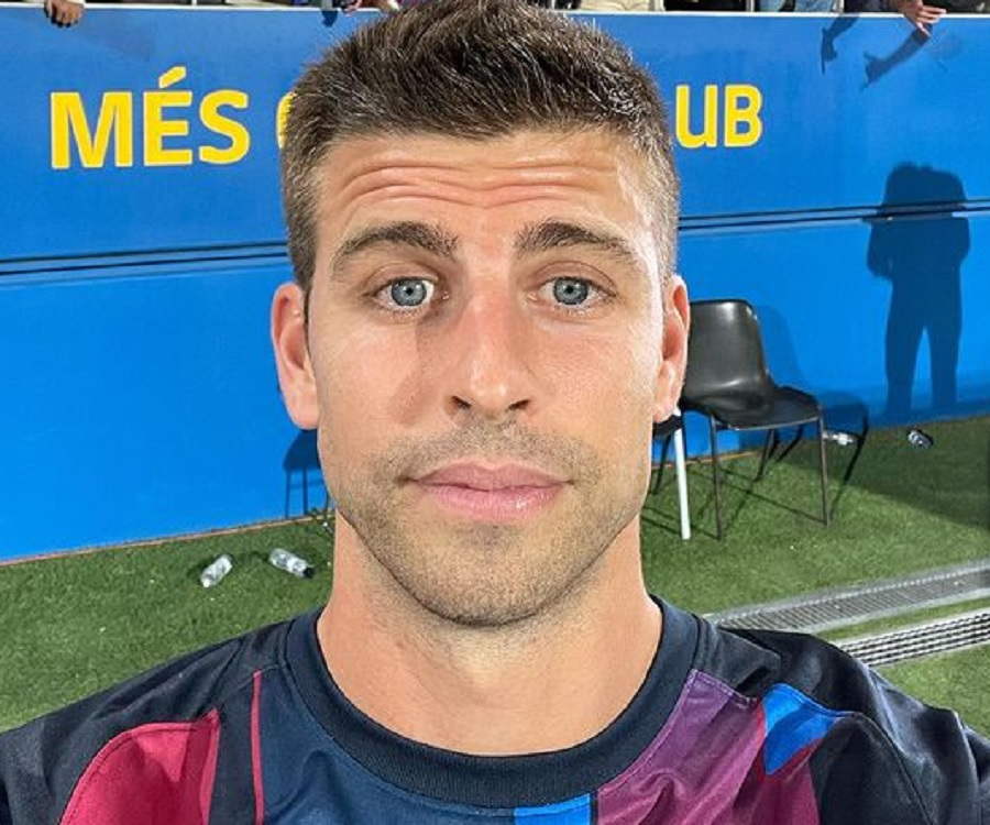 Gerard Piqué Biography - Childhood, Life Achievements & Timeline