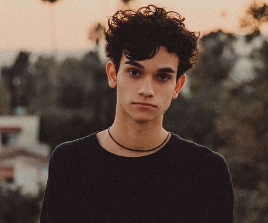 Marcus Dobre - Bio, Facts, Family Life of YouTuber