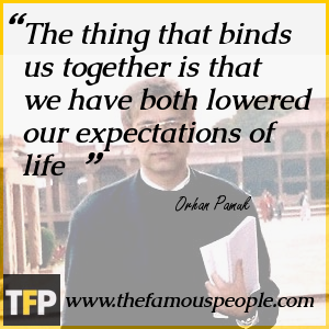 Orhan Pamuk Biography - Childhood, Life Achievements & Timeline