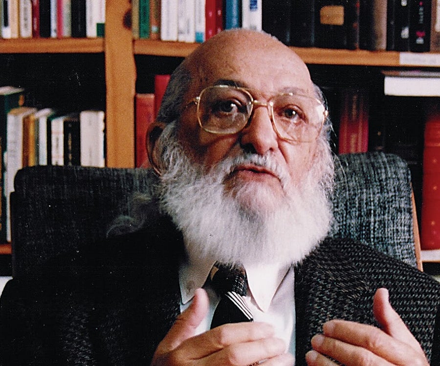 Paulo Freire Net Worth