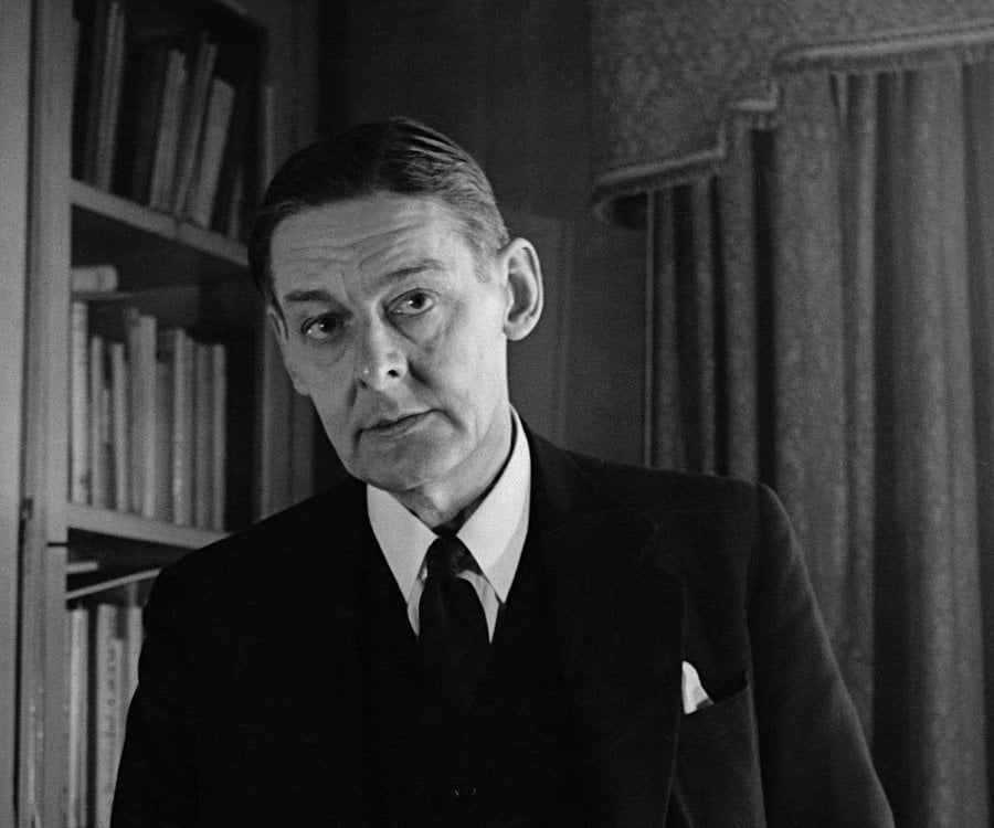 Sparknotes: eliot’s poetry: analysis