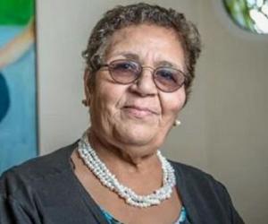 Aïcha Chenna Aïcha Chenna