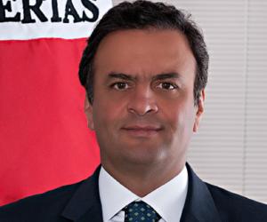 Aécio Neves