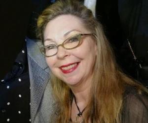 Adriana Kaegi Adriana Kaegi