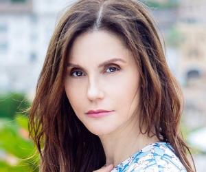 Alessandra Martines Alessandra Martines