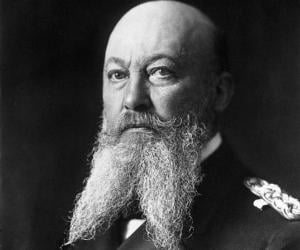 Alfred von Tirpitz Alfred von Tirpitz