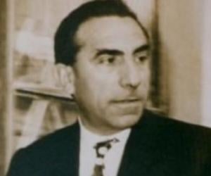 Alparslan Türkeş Alparslan Türkeş