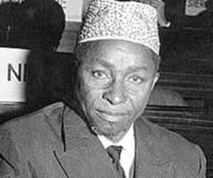 Amadou Hampâté Bâ Amadou Hampâté Bâ