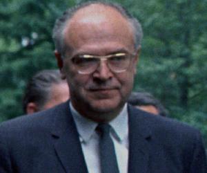 Anatoly Dobrynin Anatoly Dobrynin