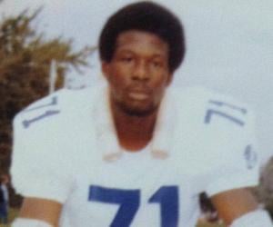 Andre Tippett Andre Tippett