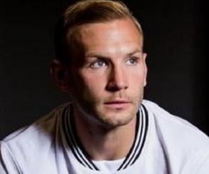 Andreas Weimann Andreas Weimann