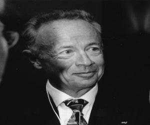 Andrew Grove Andrew Grove