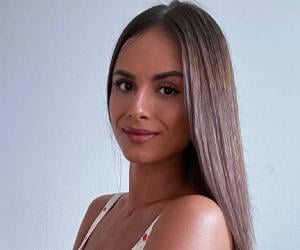 Anita Anikic Anita Anikic