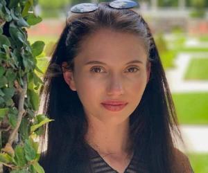 Annabelle Morozov Annabelle Morozov