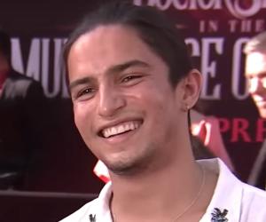Aramis Knight Aramis Knight