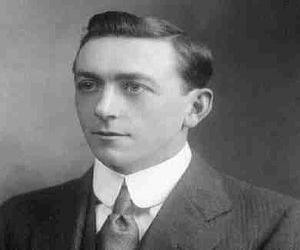 Arthur Holmes Arthur Holmes