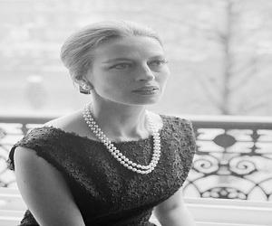 Capucine Capucine