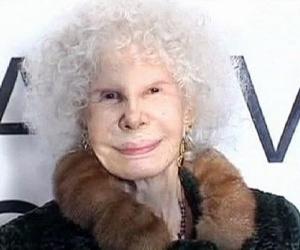 Cayetana Fitz-James Stuart, 18th Duchess of Alba Cayetana Fitz-James Stuart, 18th Duchess of Alba
