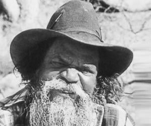 Clifford Possum Tjapaltjarri Clifford Possum Tjapaltjarri