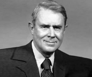 Cyrus Vance Cyrus Vance