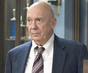 Dann Florek Dann Florek
