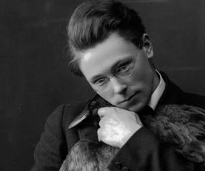 Davíð Stefánsson Davíð Stefánsson