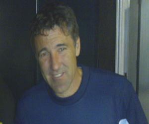 Dean Saunders Dean Saunders