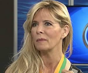 Diana Hart Diana Hart