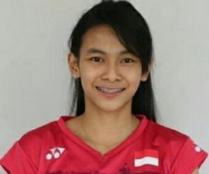 Dinar Dyah Ayustine Dinar Dyah Ayustine