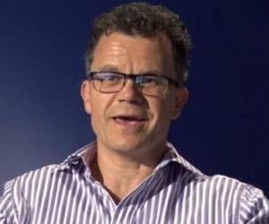 Dominic Holland Dominic Holland