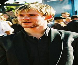 Dominic Monaghan Dominic Monaghan
