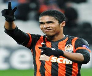 Douglas Costa Douglas Costa