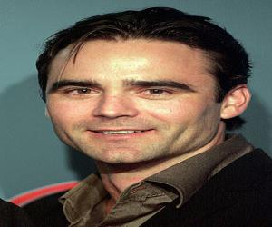 Dustin Clare Dustin Clare