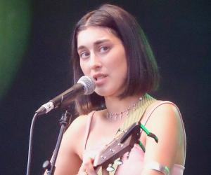 Elif Demirezer Elif Demirezer