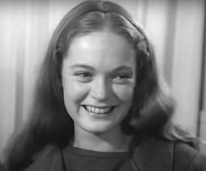 Elizabeth Hartman Elizabeth Hartman