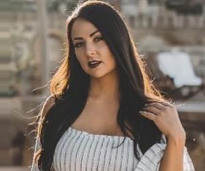 Tenille Dashwood Tenille Dashwood