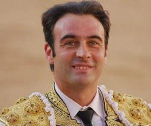 Enrique Ponce Enrique Ponce