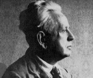 Ernst Cassirer Ernst Cassirer