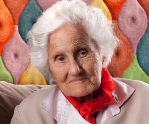 Eva Zeisel Eva Zeisel