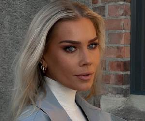 Eveline Karlsen Eveline Karlsen