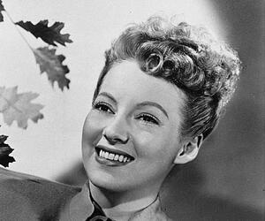 Evelyn Keyes Evelyn Keyes