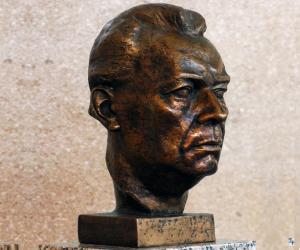 Ewald Balser Ewald Balser