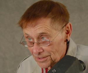 Fakir Musafar Fakir Musafar