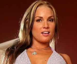 Flower Tucci Flower Tucci