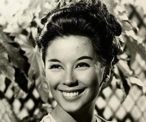 France Nuyen