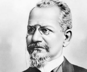 Francisco de Paula Rodrigues Alves Francisco de Paula Rodrigues Alves
