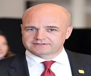 Fredrik Reinfeldt Fredrik Reinfeldt