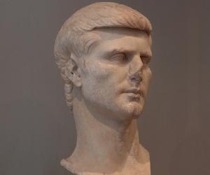 Gaius Asinius Pollio Gaius Asinius Pollio