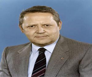 Günter Schabowski Günter Schabowski