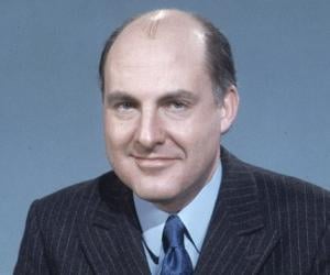 Gordon Honeycombe Gordon Honeycombe